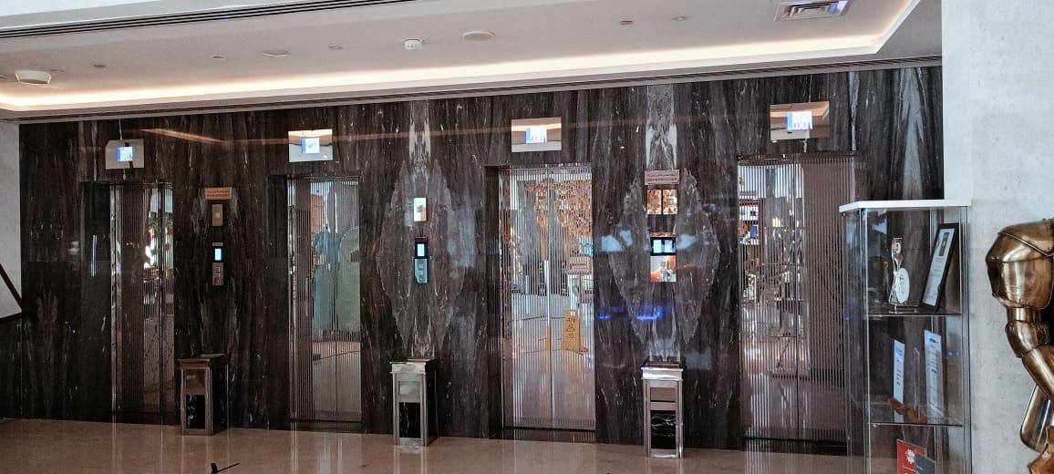 Four-lift bank installed in a hotel lobby in the UAE